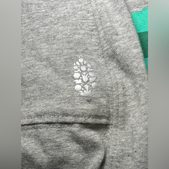 FP Movement Hot Shot Printed Onesie Small Gray Ski Graphic Jumpsuit Romper Comfy - Picture 8 of 10